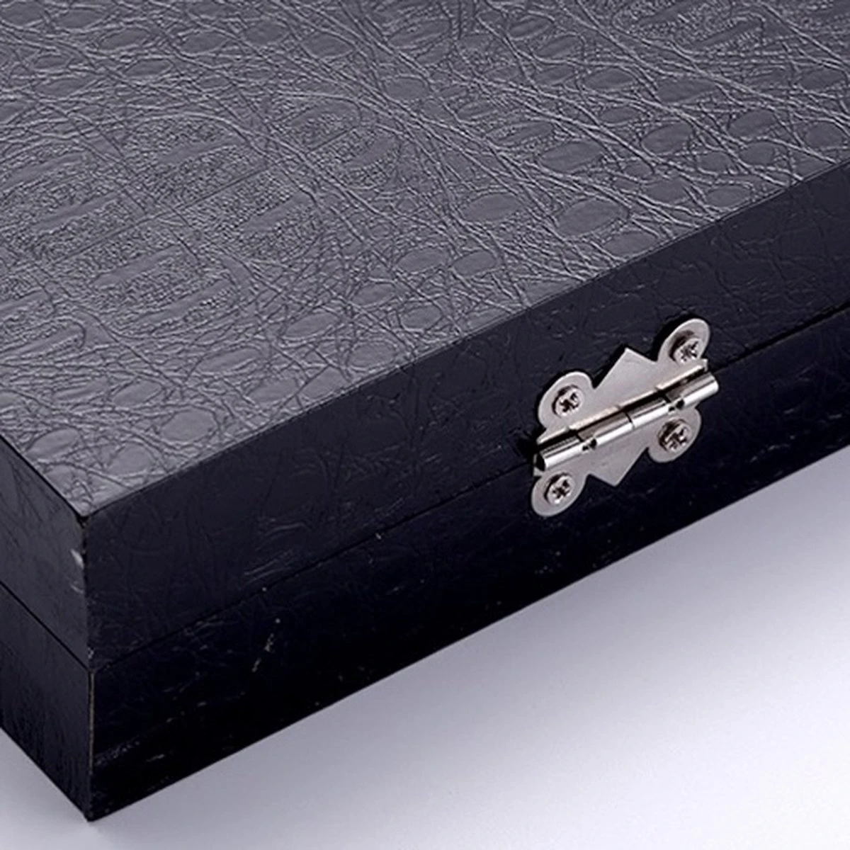 Merkloos Bestekset - 24 Delig Bestekset - 6 Personen - Rood/Goud - Tafellepels/Tafelmessen/Tafelvorken/Koffielepels - Roestvrij Staal 8 Merkloos Bestekset - 24 Delig Bestekset - 6 Personen - Rood/Goud - Tafellepels/Tafelmessen/Tafelvorken/Koffielepels - Roestvrij Staal - Afbeelding 8