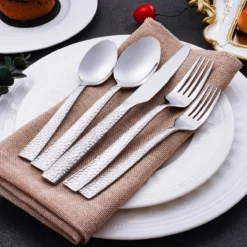 Deleca 6 Persoons Bestekset Deluxe (30-delig) - Vorken, Lepels En Messen - Vaatwasserbestendig - Gehamerd - Zilver / RVS 11 Deleca 6 Persoons Bestekset Deluxe (30-delig) - Vorken, Lepels En Messen - Vaatwasserbestendig - Gehamerd - Zilver / RVS -Sola Winkel 1200x1200 194