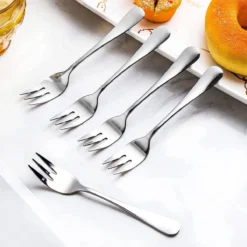 House Of Husk® Gebaksvorkjes - Dessertvorken - Taartvorkjes - Cocktailvorken - Klein Vorkjes - 12 Stuks - RVS - Zilver 9 House Of Husk® Gebaksvorkjes - Dessertvorken - Taartvorkjes - Cocktailvorken - Klein Vorkjes - 12 Stuks - RVS - Zilver -Sola Winkel 1200x1200 360