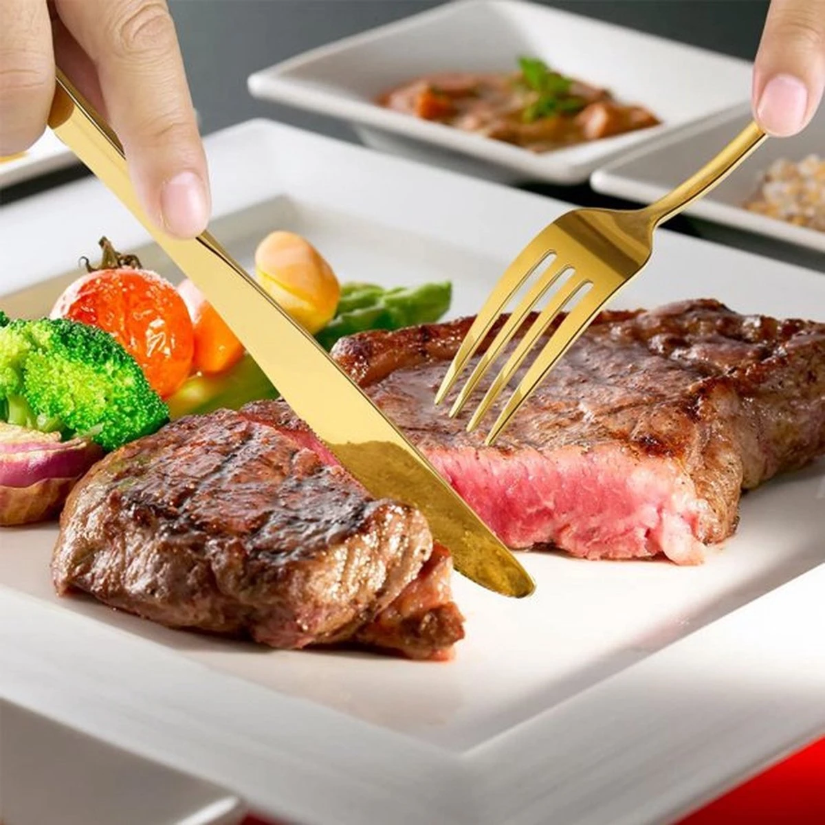 SensaHome - 20-Delige Bestek Set - Inclusief Mes/Vork/Lepel - 4 Personen - Goud 2 SensaHome - 20-Delige Bestek Set - Inclusief Mes/Vork/Lepel - 4 Personen - Goud - Afbeelding 2