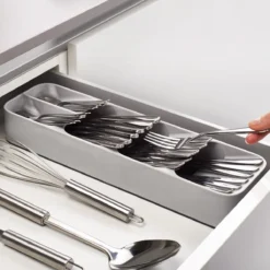 Joseph Joseph Bestekbak - 8-vaks - Sorteervakken -Sola Winkel 1200x1200 410
