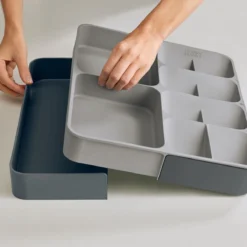 Joseph Joseph Bestek Organizer Uitschuifbaar - Grijs - Sorteervakken & Uitschuifbaar 29 Joseph Joseph Bestek Organizer Uitschuifbaar - Grijs - Sorteervakken & Uitschuifbaar -Sola Winkel 1200x1200 435