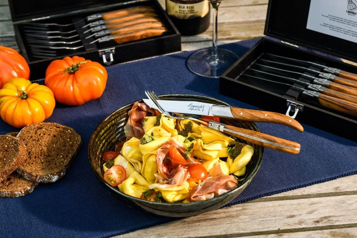 Laguiole Style De Vie Vorken Luxury Line - 6-delig - Olijfhout 3 Laguiole Style De Vie Vorken Luxury Line - 6-delig - Olijfhout - Afbeelding 3