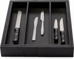 Merkloos Decopatent® Uitschuifbaar Bestekbak - Besteklade - 3 Vaks -> Uitschuifbaar Naar 5 Vakken - Bestekbakken Organizer - Bamboe - Zwart 10 Merkloos Decopatent® Uitschuifbaar Bestekbak - Besteklade - 3 Vaks -> Uitschuifbaar Naar 5 Vakken - Bestekbakken Organizer - Bamboe - Zwart -Sola Winkel 1200x963 2